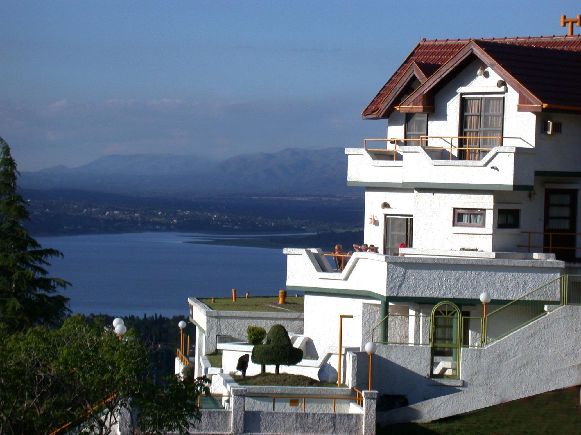 Le Mirage Village Club Resort 비야카를로스파스 외부 사진