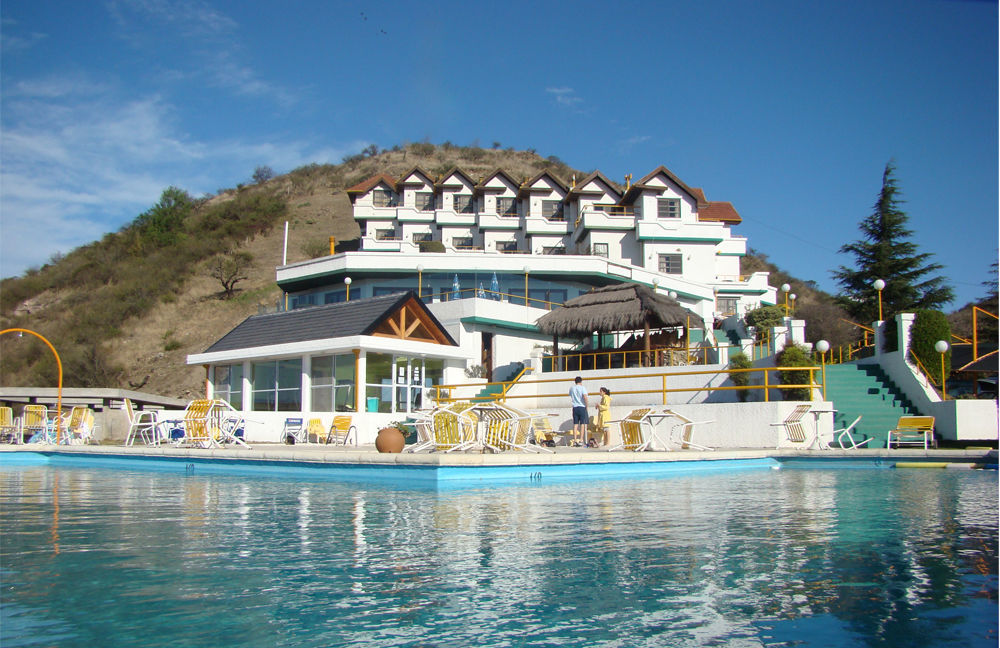 Le Mirage Village Club Resort 비야카를로스파스 외부 사진